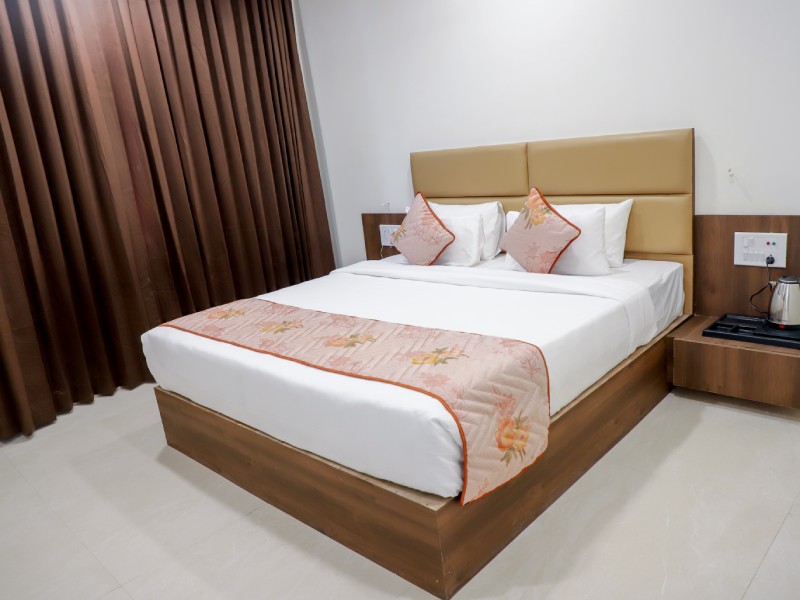 budget hotels in anand gujarat